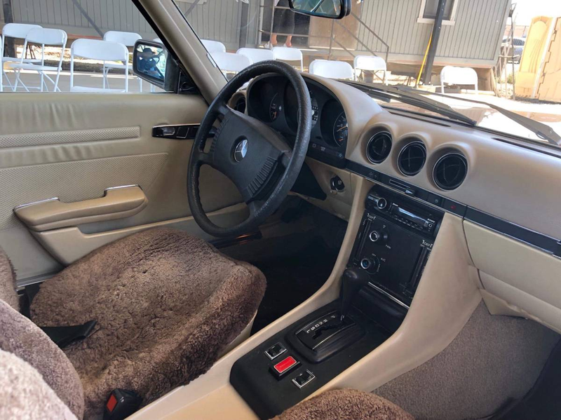 Illustration for article titled At $7,999, Is This Cayenne Orange 1976 Mercedes 450SL Ripe For The Picking?